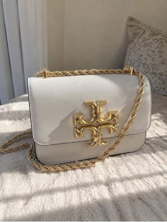 Tory Burch Handbags - Tory Burch Cream Crossbody Bag with Gold Logo and Chain